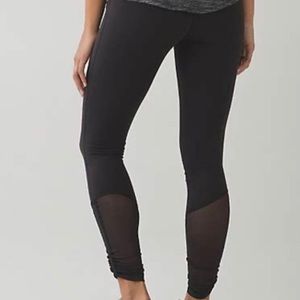 Lululemon Sweaty Endeavor Full on Luon